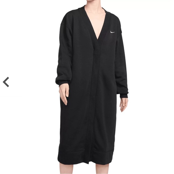 Nike Black Women's Cardigan Sweater - Picture 1 of 8